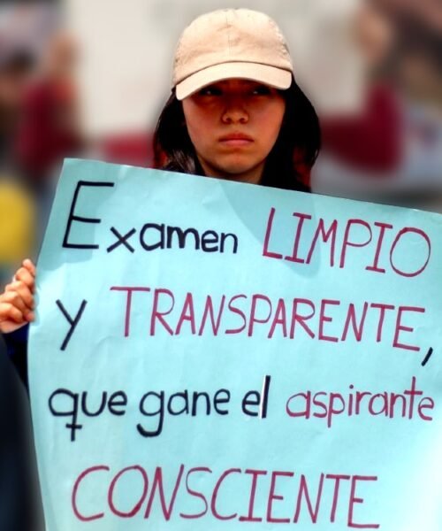 Exigen a la UNAM examen presencial; aspirantes denuncian fraude
