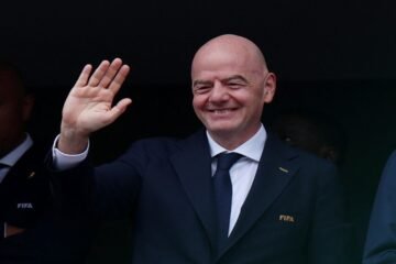 FIFA confirma idea de crear una filial de su propiedad para operaciones comerciales; UEFA advierte