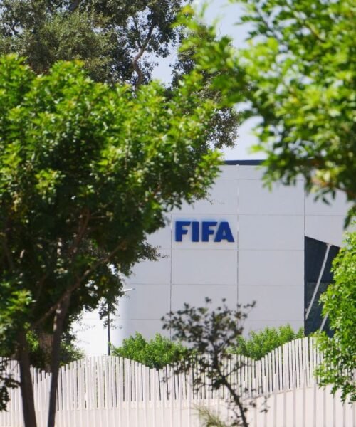 Confederación Africana de Futbol ‘reafirma por unanimidad su apoyo’ a Infantino