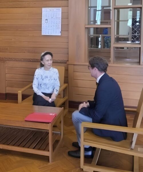 Difunden primera prueba de vida de Aung San Suu Kyi desde 2021