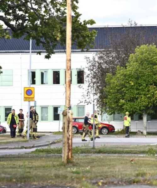 Ataque con espada en escuela de Suecia deja un muerto y tres heridos