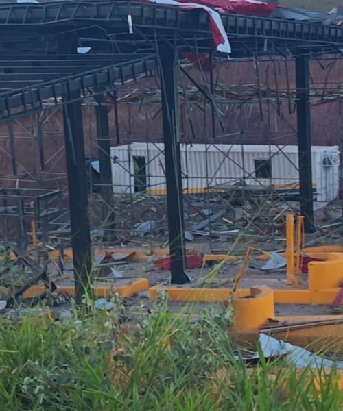 Atentados marcan el primer día de gobierno del ultraderechista colombiano De la Espriella
