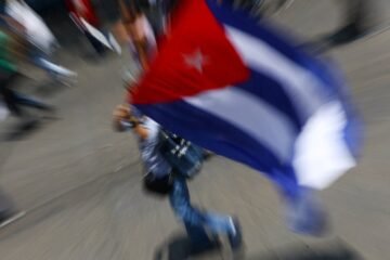 Estados Unidos sanciona a cinco entidades y ocho funcionarios del aparato militar cubano