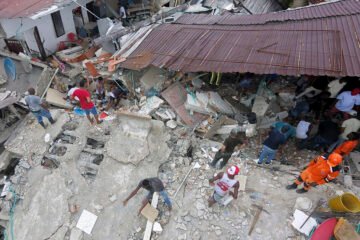 ‘Estamos en la calle’: desesperación en el Chocó, epicentro del mortífero terremoto en Colombia