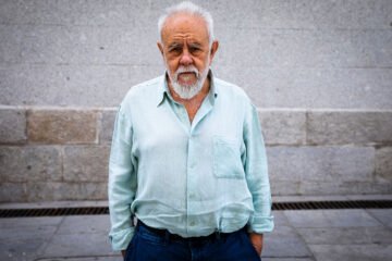 Muere a los 92 años Gonzalo Suárez, el hombre que no se cansó de ser nuevo