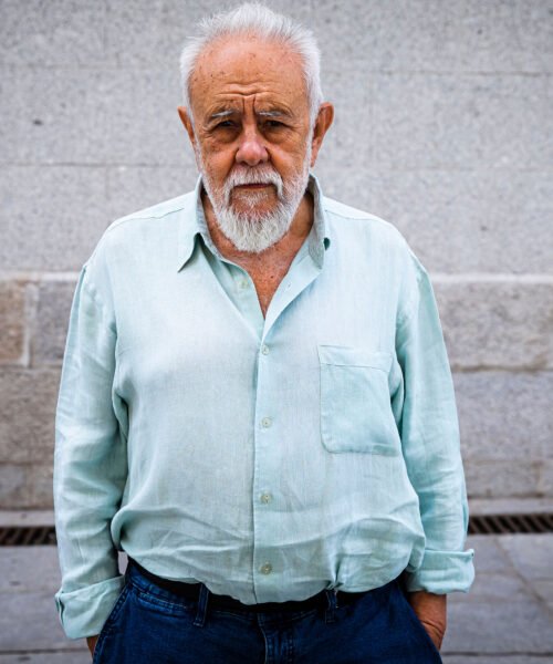 Muere a los 92 años Gonzalo Suárez, el hombre que no se cansó de ser nuevo
