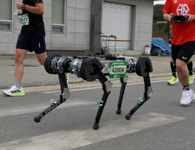 Este robot cuadrúpedo corrió una maratón entera de 42 km sin recargar la batería: así lo consiguió