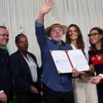 Mediante ley, Lula convierte el fútbol femenino en ‘prioridad’ de Brasil