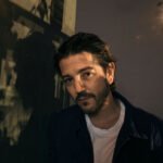 Diego Luna: «Basta ya del cinismo de la derecha con la emigración. No hay nación en el mundo que no sea de emigrantes»