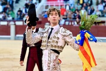 Israel Guirao, un valenciano conquista El Camino hacia Las Ventas en el día de su tierra