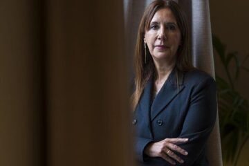 Dolores Redondo: «Salir de los márgenes, eso es lo que he hecho siempre. Y ahora, más»