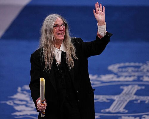 Patti Smith, Garton Ash, Barnes… «Este premio es un incentivo para dar esperanza»