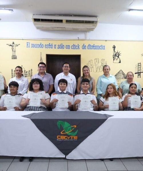 Capacitan a 39 integrantes de CECyTE y EMSAD en Los Cabos