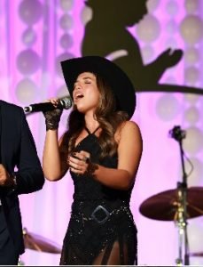 Sara Ángel trae la música en sus venas