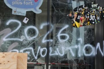 Saints-Steelers y su cita histórica en París en medio de disturbios y protestas civiles