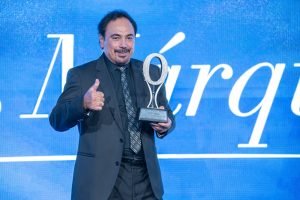 Pepe Aguilar brilló en evento centenario